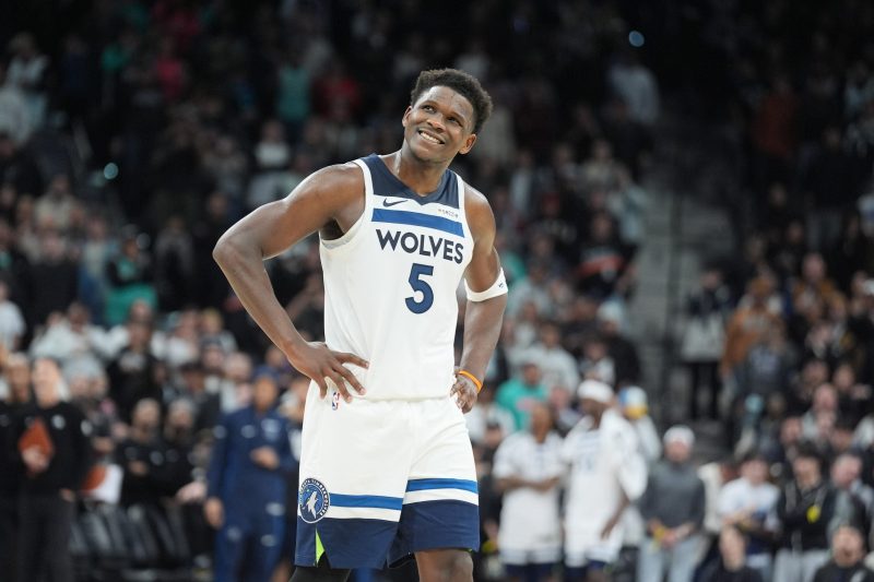 Anthony Edwards scores career-high 55, but Spurs beat Timberwolves