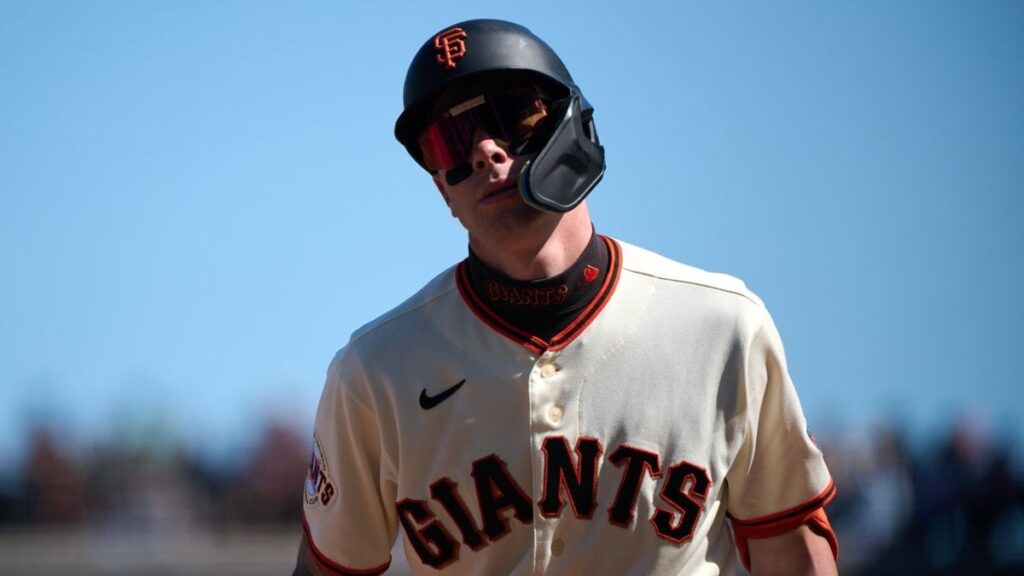 Astros hope it's their turn to get right against woeful Giants